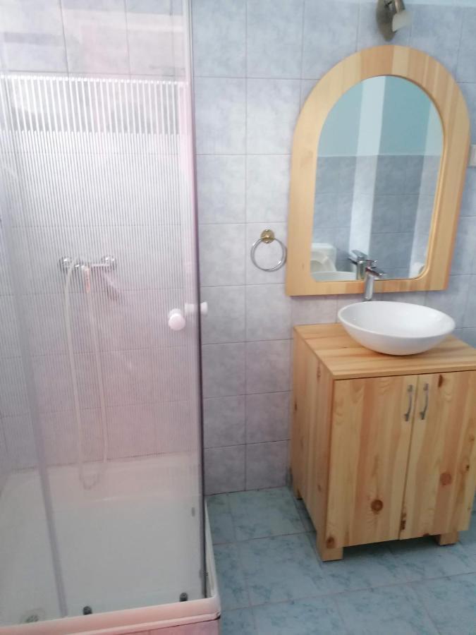 Park Vendeghaz Hotel Herend Ngoại thất bức ảnh